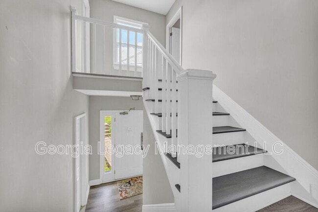 Building Photo - 55 Andrews Ct