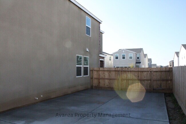 Building Photo - 3422 N Ensanada Ave