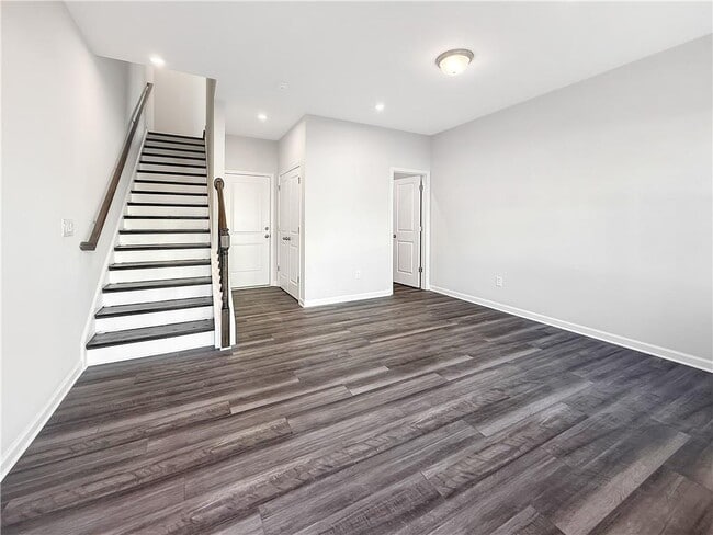 Building Photo - 1434 Creekside Cir NW