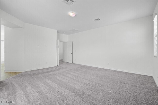 Building Photo - 1118 Junipine Ave