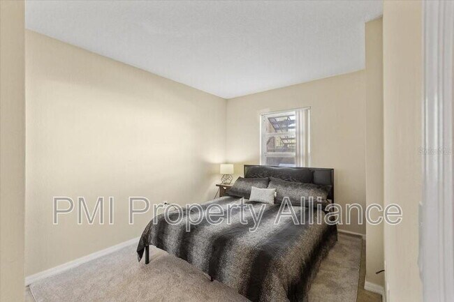 Building Photo - 2774 Club Cortile Cir
