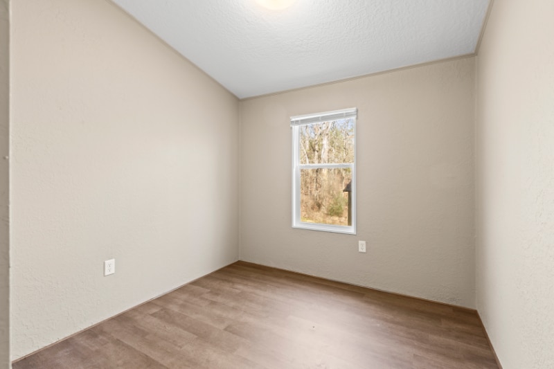 Building Photo - 15843 Country Way