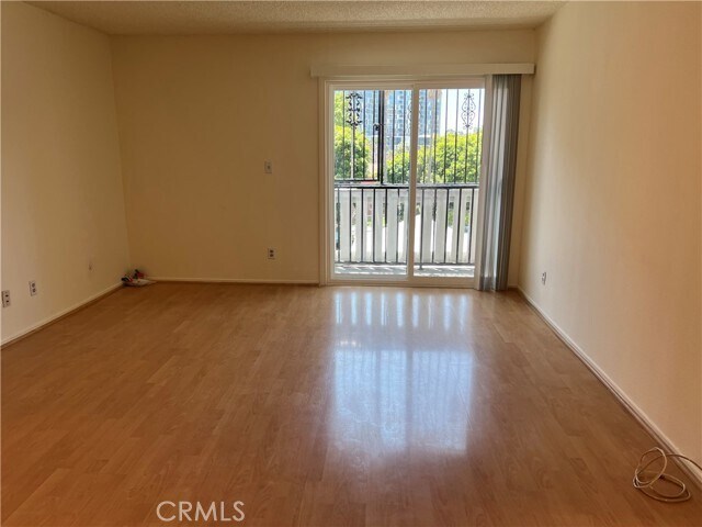 Building Photo - 525 La Fayette Park Pl