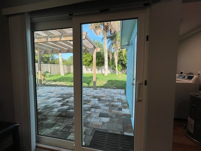 Building Photo - 406 Robalo Ct