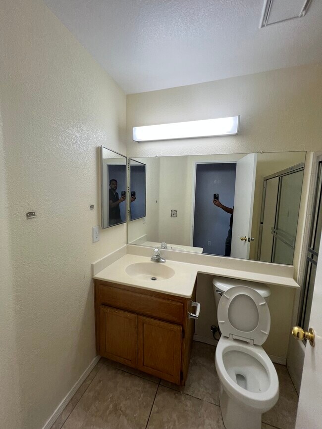 Building Photo - 13250 Sundance Cir