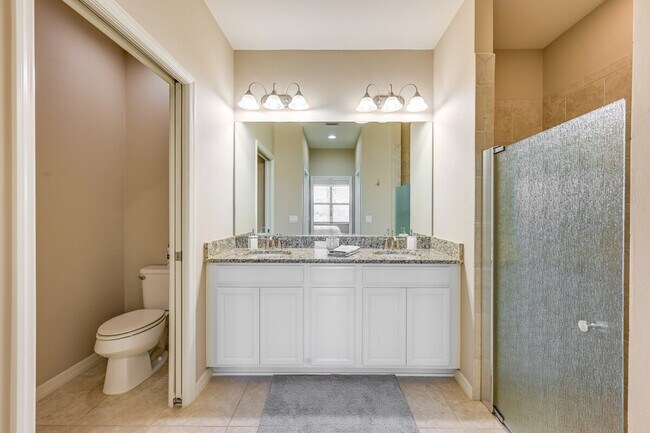 Building Photo - 9413 Terresina Dr