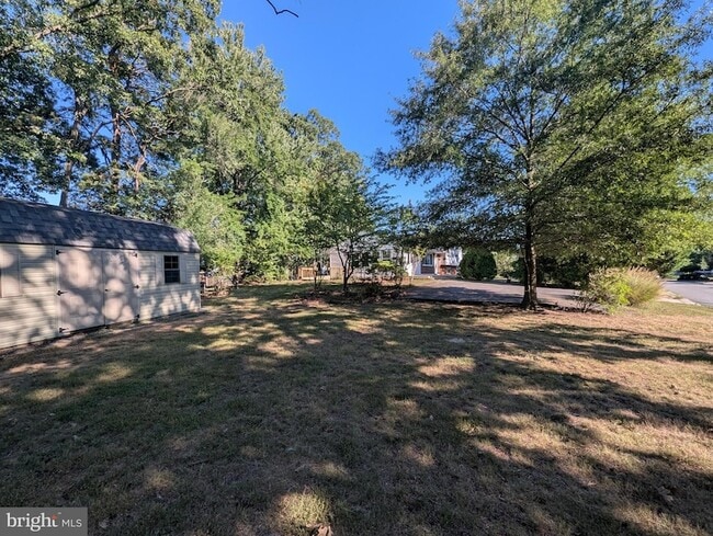 Building Photo - 6327 Willowood Ln