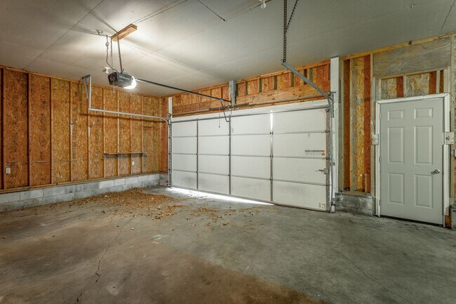 Building Photo - 1109 McBrien Rd