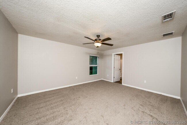 Building Photo - 1551 SE Coply St