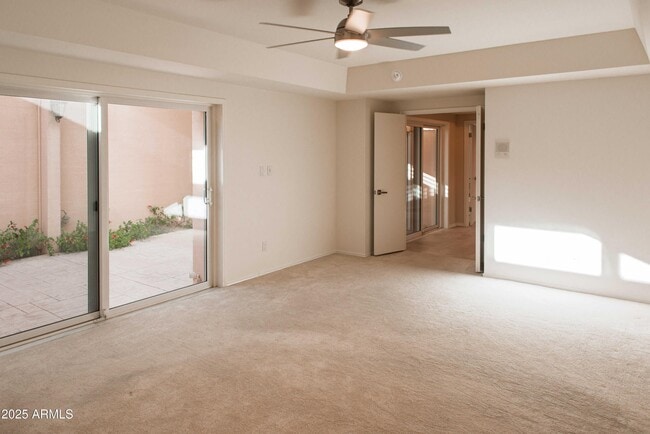 Building Photo - 6945 E Glenrosa Ave