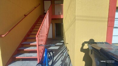 Building Photo - 1808 E 143rd Ave