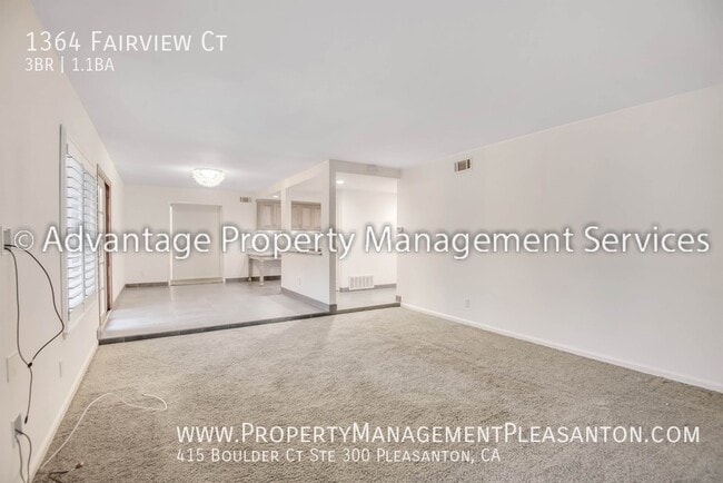 Building Photo - 1364 Fairview Ct