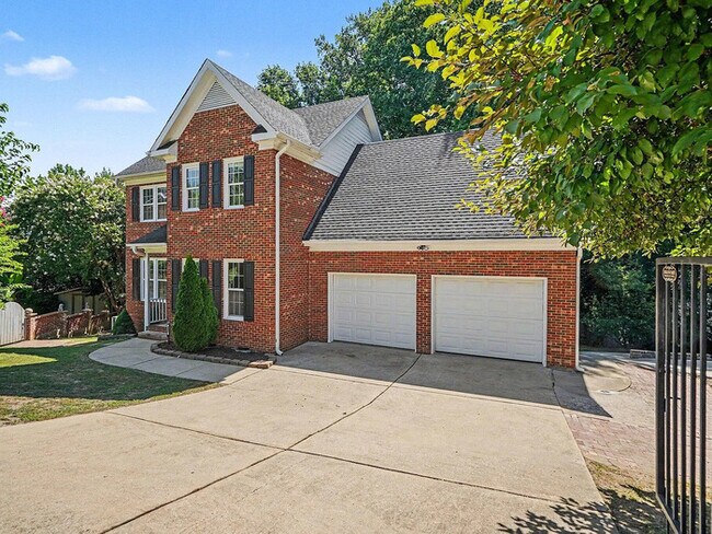 Building Photo - Lease OR Lease to Own