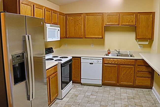 Building Photo - 4962 Grigsby Gate Way