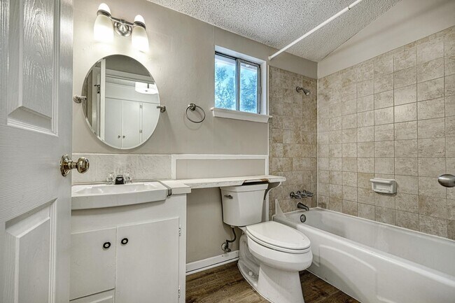 Building Photo - 2711 St Edwards Cir