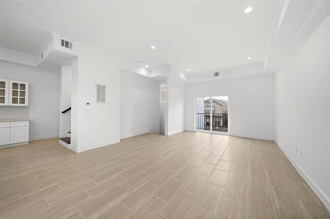 Building Photo - 4611 Nett St