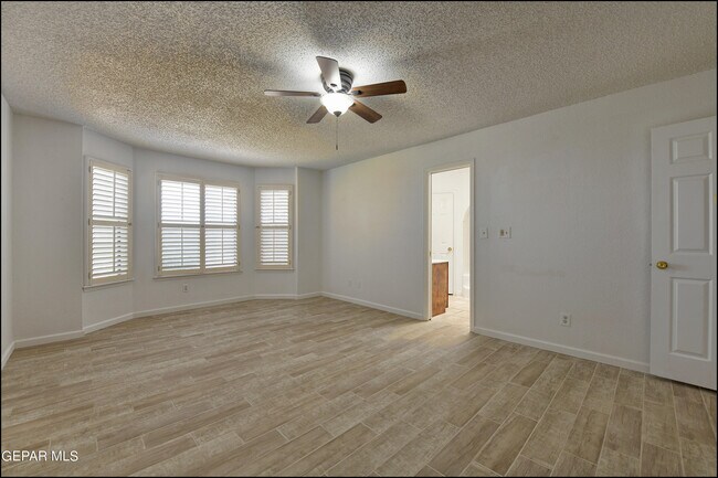 Building Photo - 829 Dulce Tierra Dr