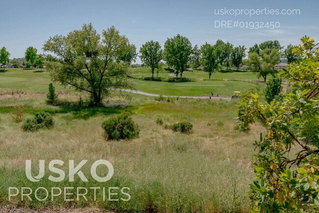 Building Photo - "Spacious 4-Bedroom Retreat with 2.5 Baths...