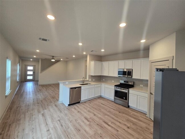 Building Photo - 2113 Daleside Ln