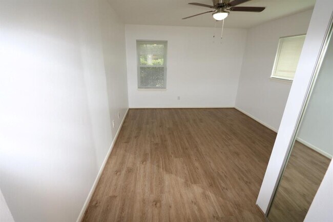 Building Photo - 5414 Spellman Rd
