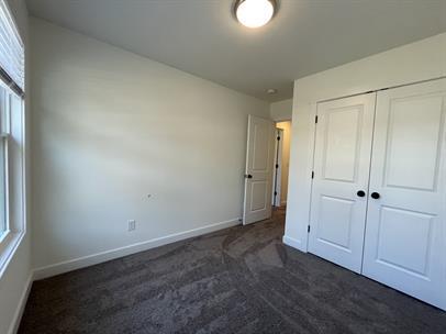 Building Photo - 791 Country Green Rd