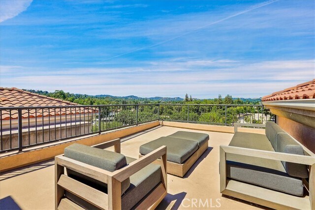 Building Photo - 5649 Como Cir