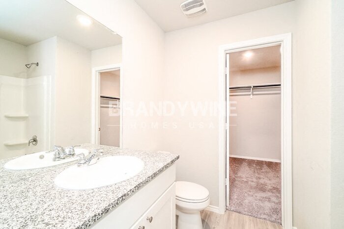 Building Photo - 7014 Winding Shelf