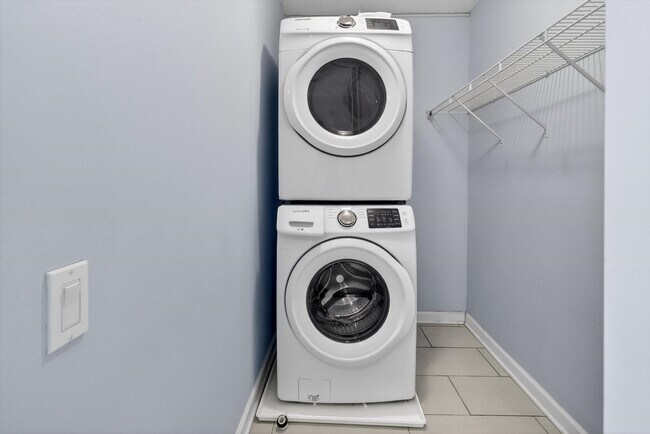 Building Photo - 405 N Wabash Ave