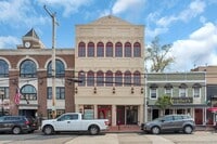 Building Photo - 10 Wall St