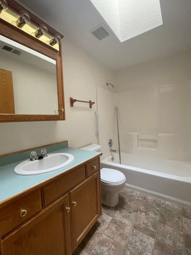 Building Photo - McKinleyville Home : Tier 2