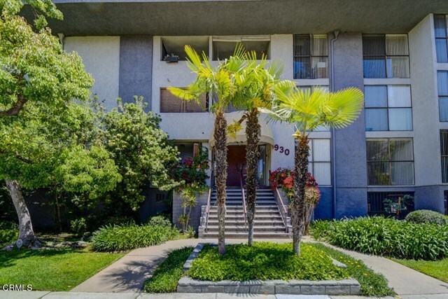 Building Photo - 930 N Louise St