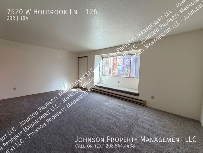 Building Photo - 7520 W Holbrook Ln