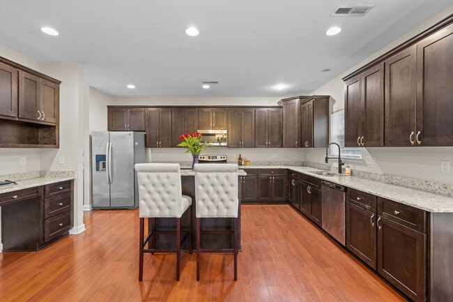 Building Photo - Dream Home Alert in Hampton!