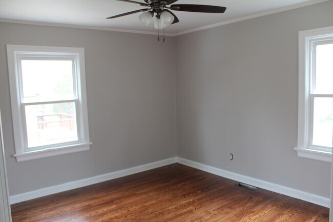 Building Photo - 3450 Westridge Ln