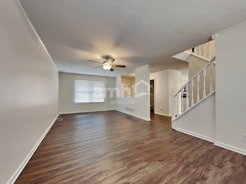 Building Photo - 5001 Open Meadow Dr