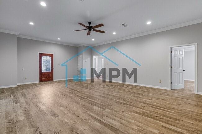 Building Photo - 212 LA-144