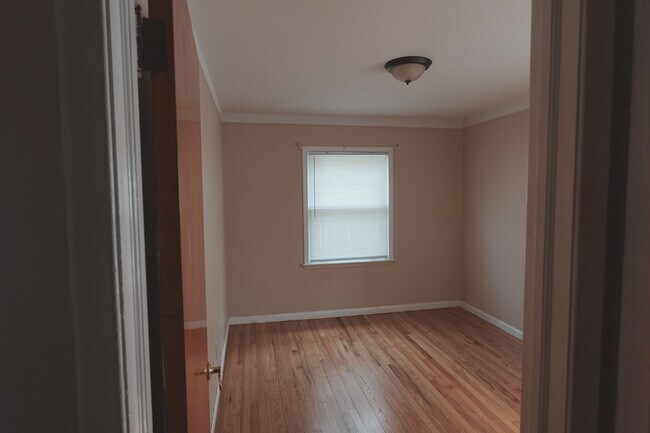 Building Photo - 13407 Sherman Ave