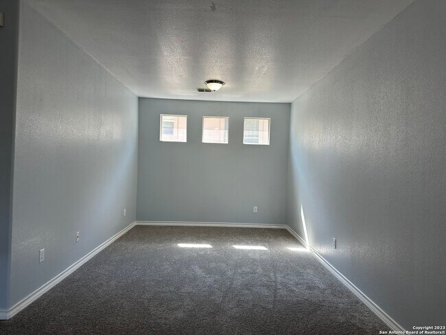 Building Photo - 12162 Sonni Field