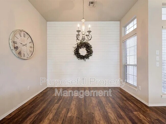 Building Photo - 7320 Stinchcomb Dr