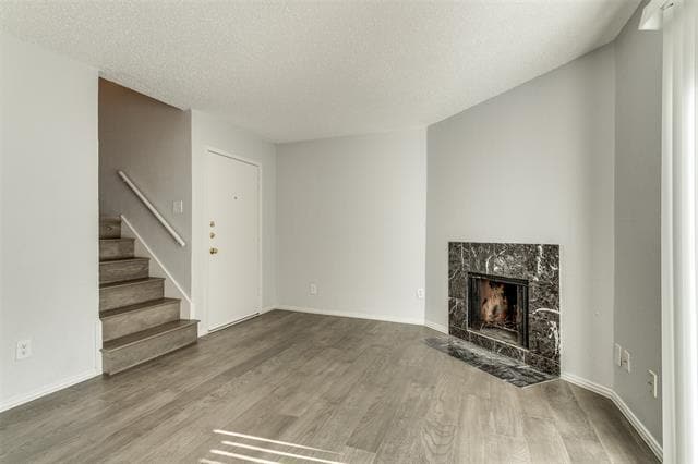 Building Photo - 4044 Buena Vista St
