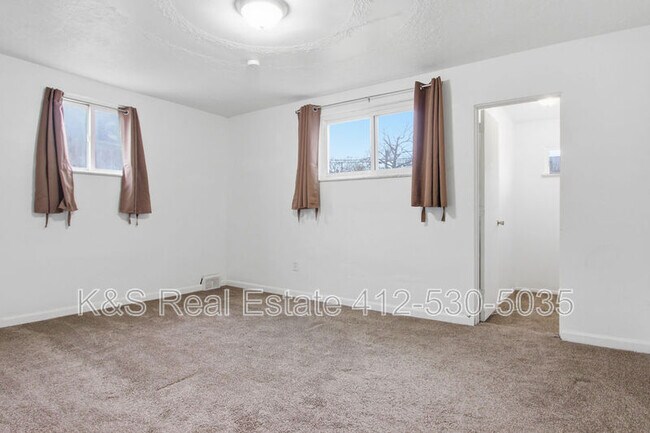 Building Photo - 9608 Frankstown Rd