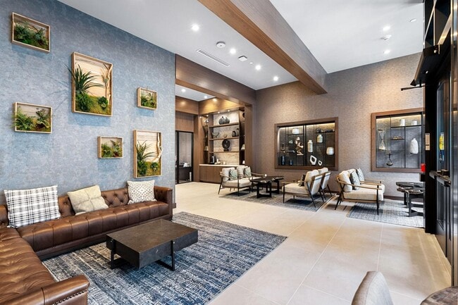 lobby residence - 18 Artisan Dr