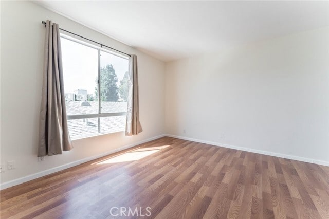 Building Photo - 14948 Moorpark St