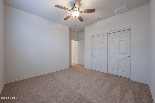 Building Photo - 25345 N 172nd Dr