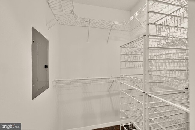 Building Photo - 4515 Willard Ave