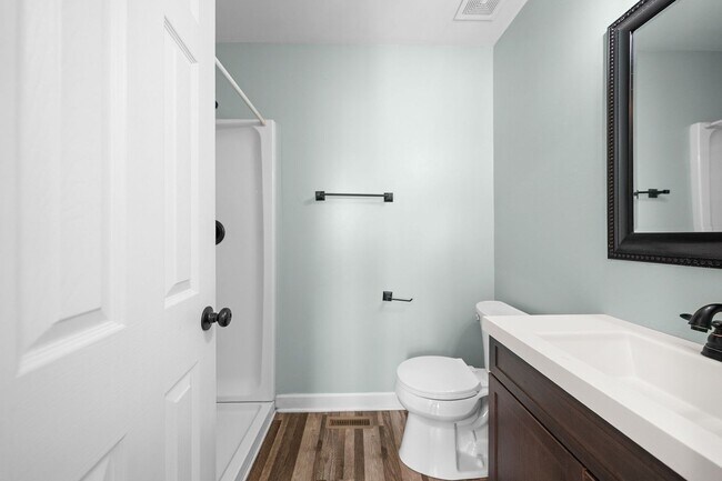 Building Photo - 2701 E Copeland Ct