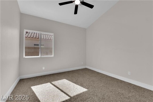 Building Photo - 632 Hitchen Post Dr