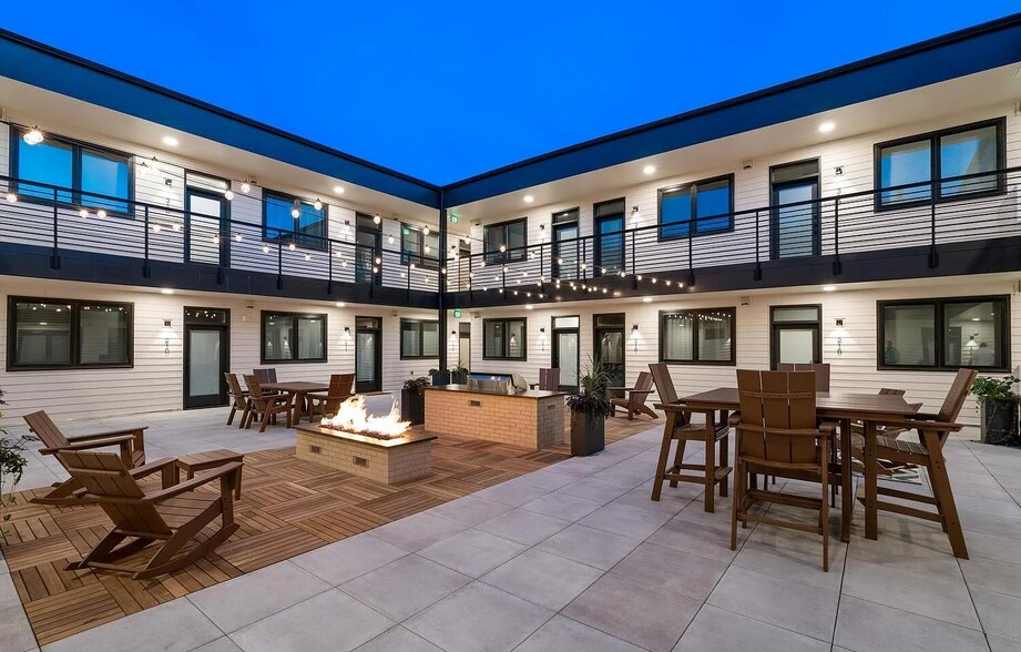 Building Photo - 2120 N Downing St