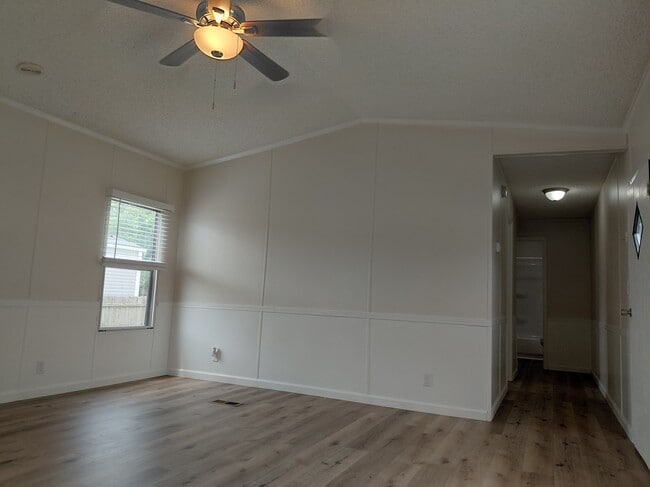 Building Photo - 627 TN-91