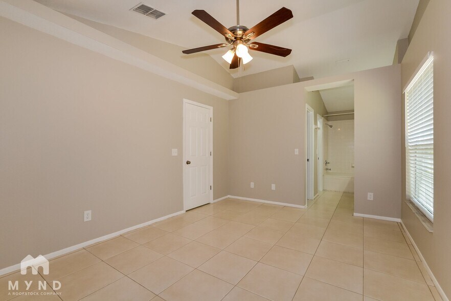 Building Photo - 1481 Harbin Dr
